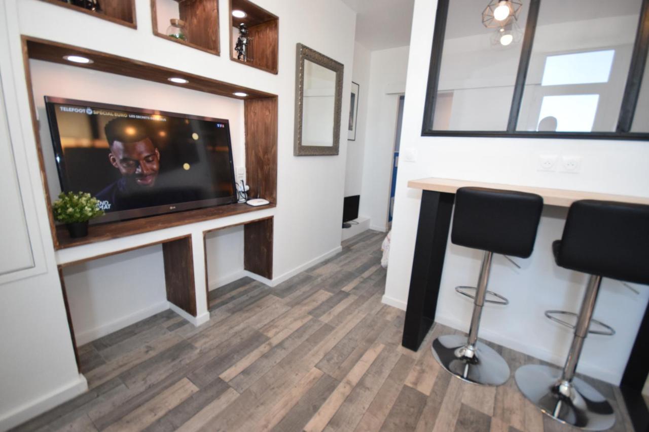 Design Appart - Hyper Centre - Tram - Free Wifi - Lerelaisdodile21 Valenciennes Exteriör bild