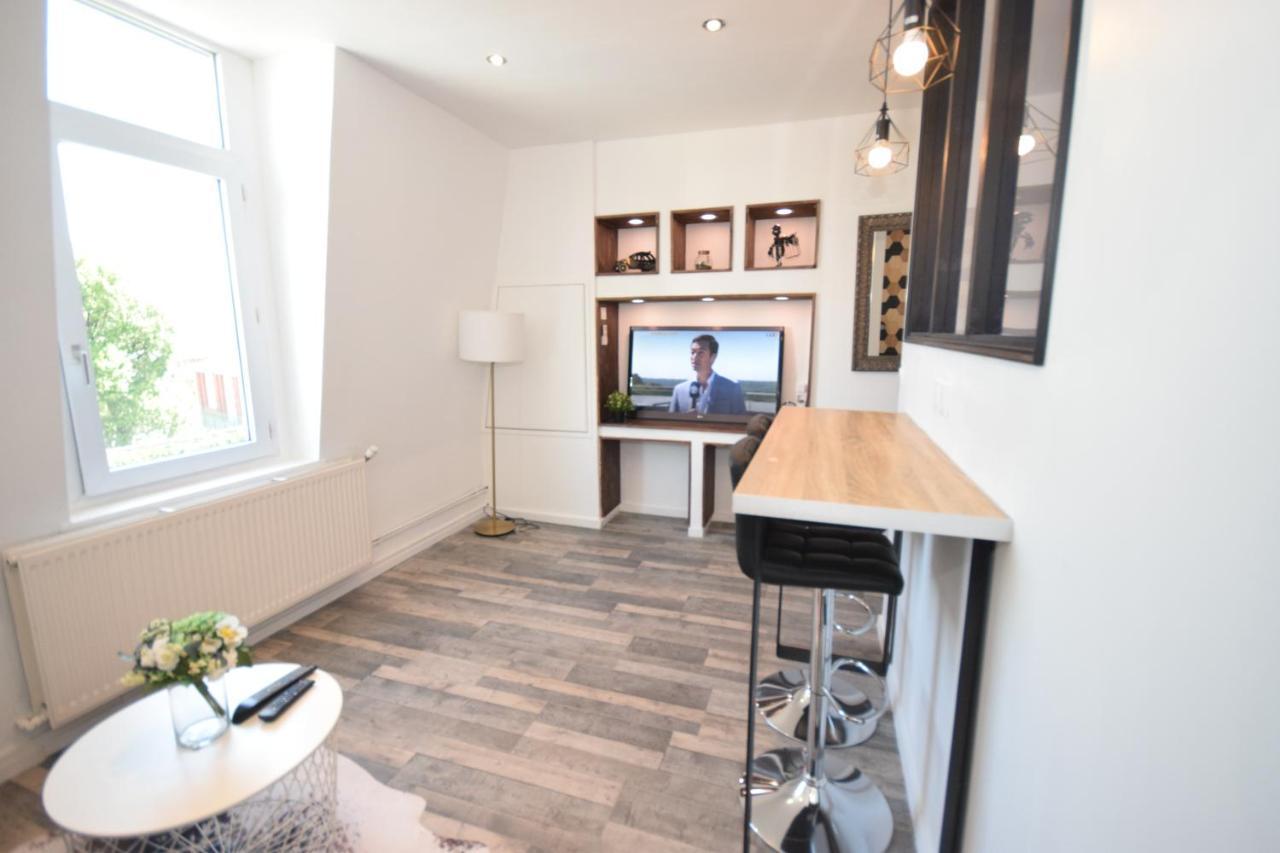 Design Appart - Hyper Centre - Tram - Free Wifi - Lerelaisdodile21 Valenciennes Exteriör bild