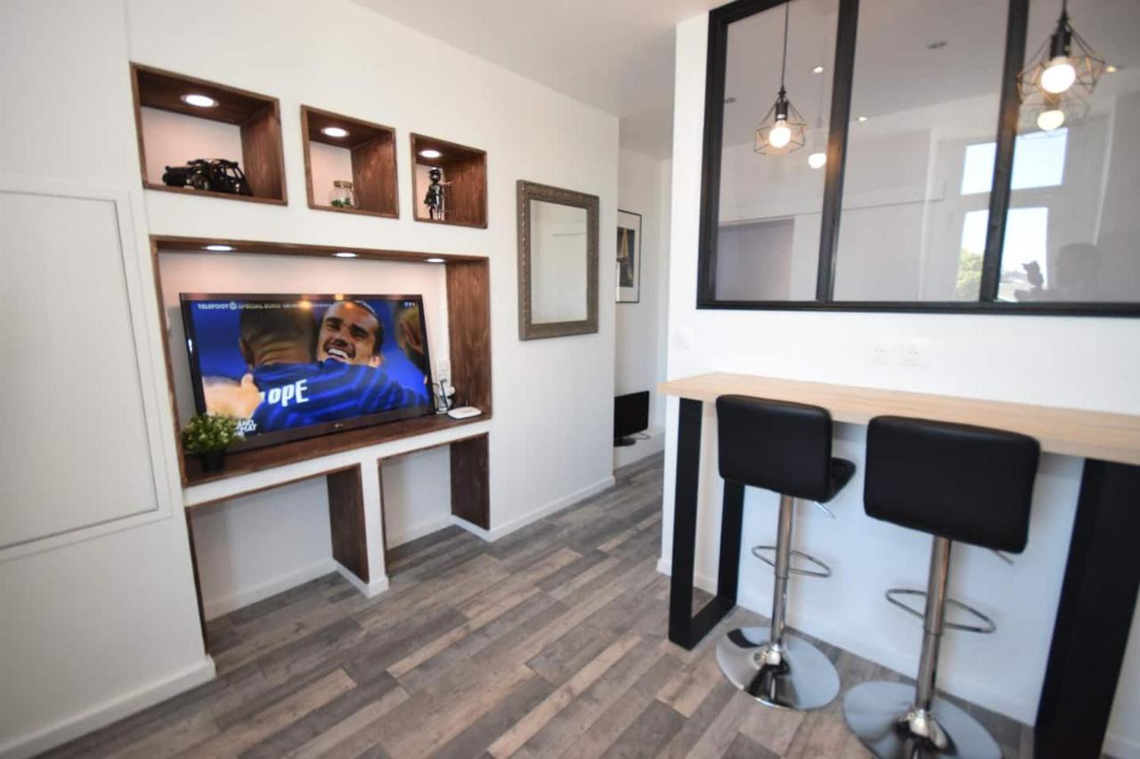 Design Appart - Hyper Centre - Tram - Free Wifi - Lerelaisdodile21 Valenciennes Exteriör bild
